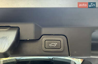 Внедорожник / Кроссовер Land Rover Range Rover Evoque 2015 в 
