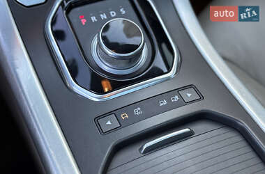 Внедорожник / Кроссовер Land Rover Range Rover Evoque 2012 в 