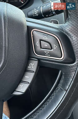 Внедорожник / Кроссовер Land Rover Range Rover Evoque 2013 в 