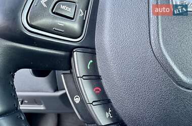 Внедорожник / Кроссовер Land Rover Range Rover Evoque 2017 в 