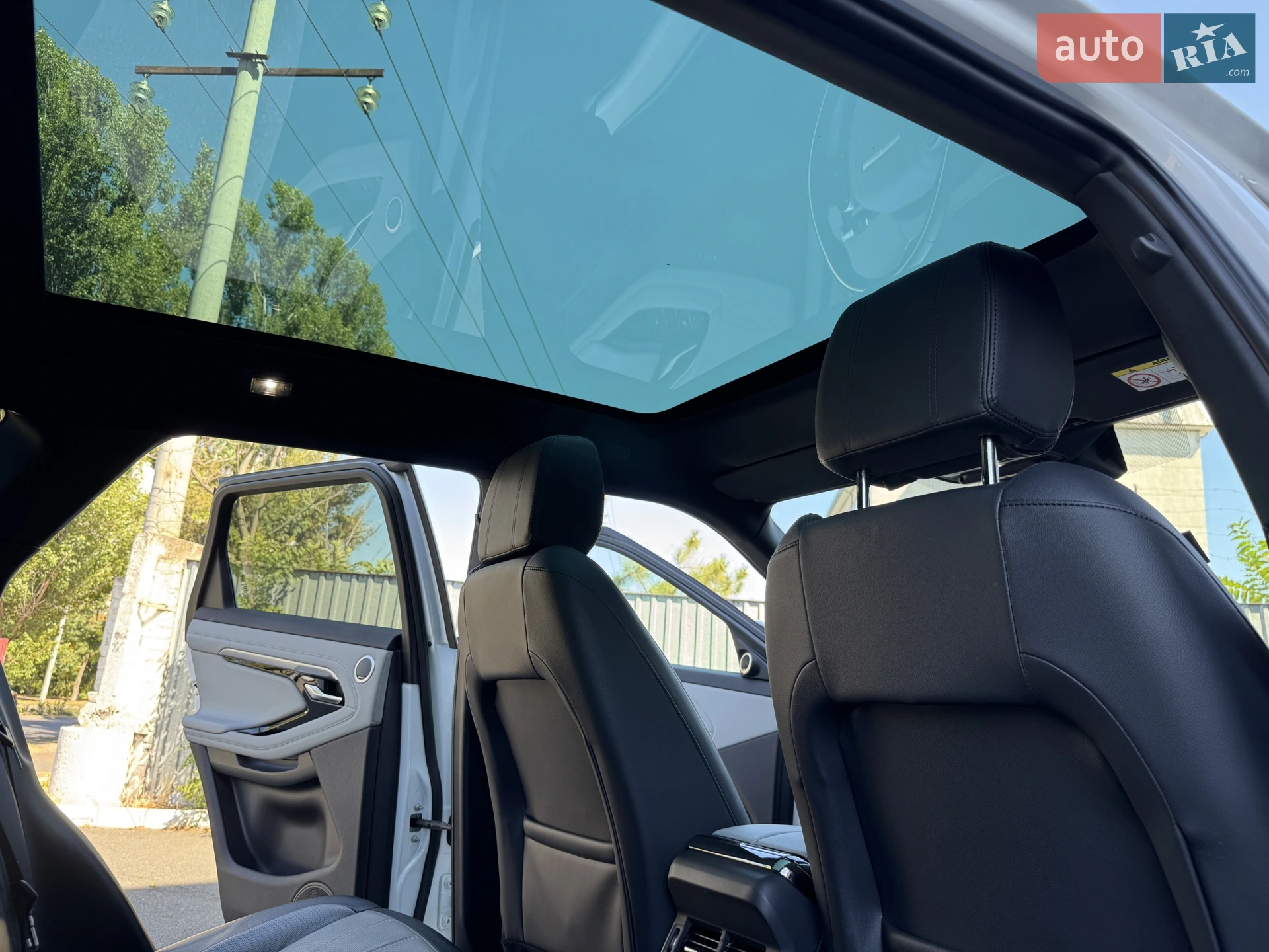 2019 Land Rover Range Rover Evoque - мініатюра 55