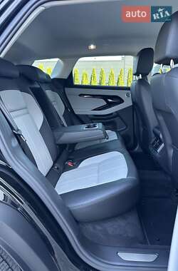 Внедорожник / Кроссовер Land Rover Range Rover Evoque 2023 в 