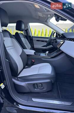 Внедорожник / Кроссовер Land Rover Range Rover Evoque 2023 в 