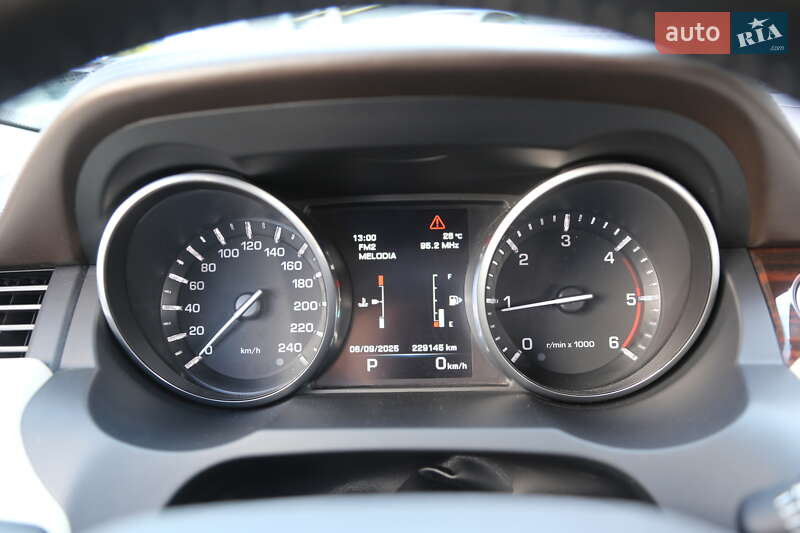 Внедорожник / Кроссовер Land Rover Range Rover Evoque 2014 в Киеве