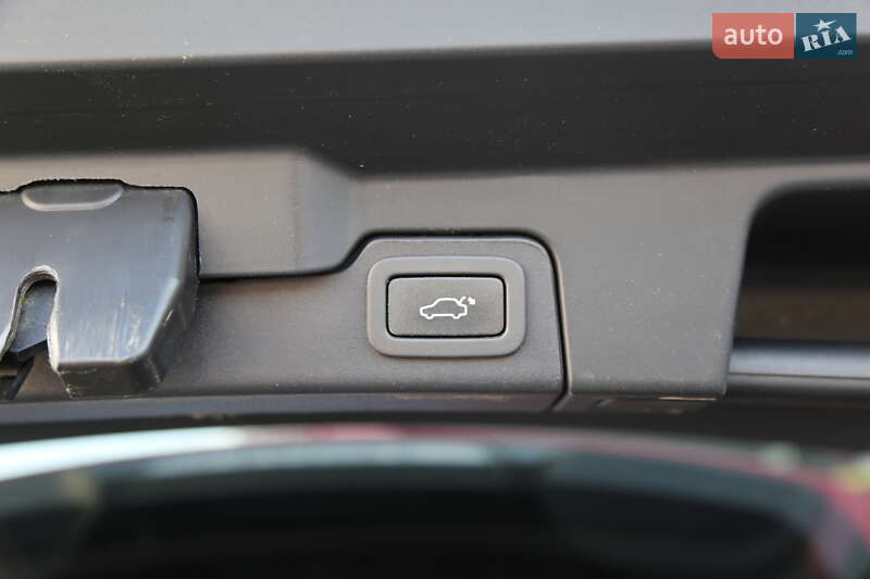Внедорожник / Кроссовер Land Rover Range Rover Evoque 2014 в Киеве