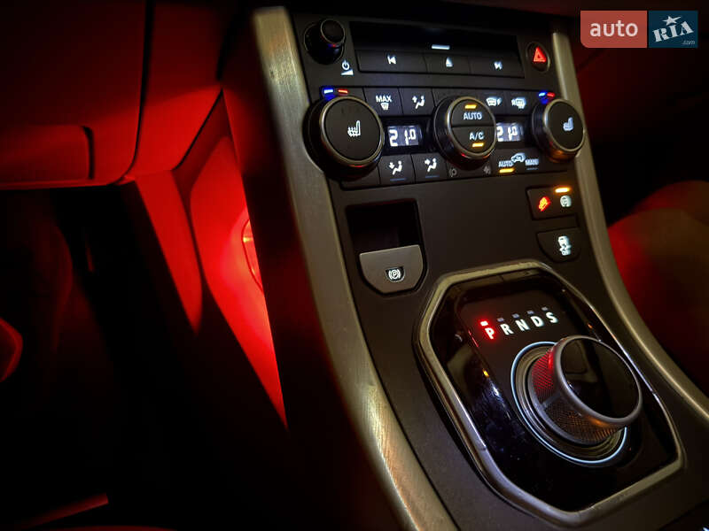 Внедорожник / Кроссовер Land Rover Range Rover Evoque 2014 в Тернополе