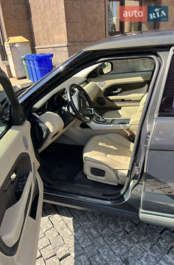 Внедорожник / Кроссовер Land Rover Range Rover Evoque 2012 в 
