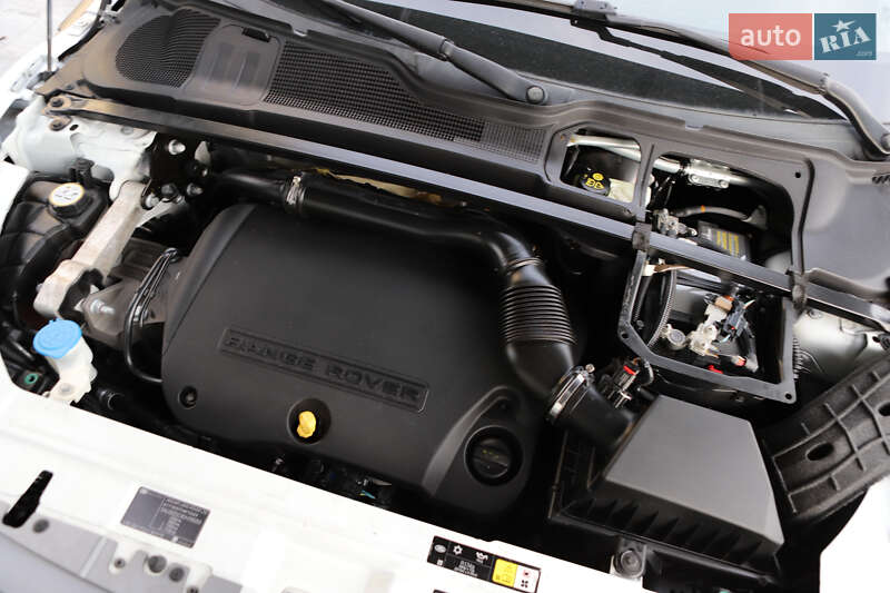 Позашляховик / Кросовер Land Rover Range Rover Evoque 2014 в Дрогобичі