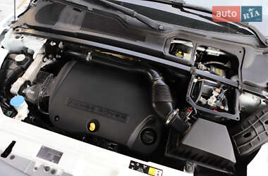 Внедорожник / Кроссовер Land Rover Range Rover Evoque 2014 в 