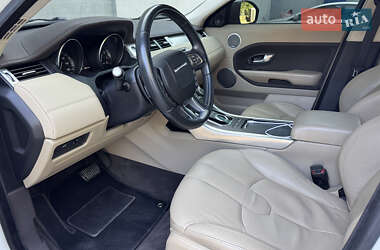 Позашляховик / Кросовер Land Rover Range Rover Evoque 2015 в 