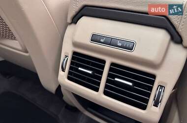 Внедорожник / Кроссовер Land Rover Range Rover Evoque 2016 в 