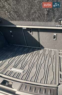 Внедорожник / Кроссовер Land Rover Range Rover Evoque 2020 в 