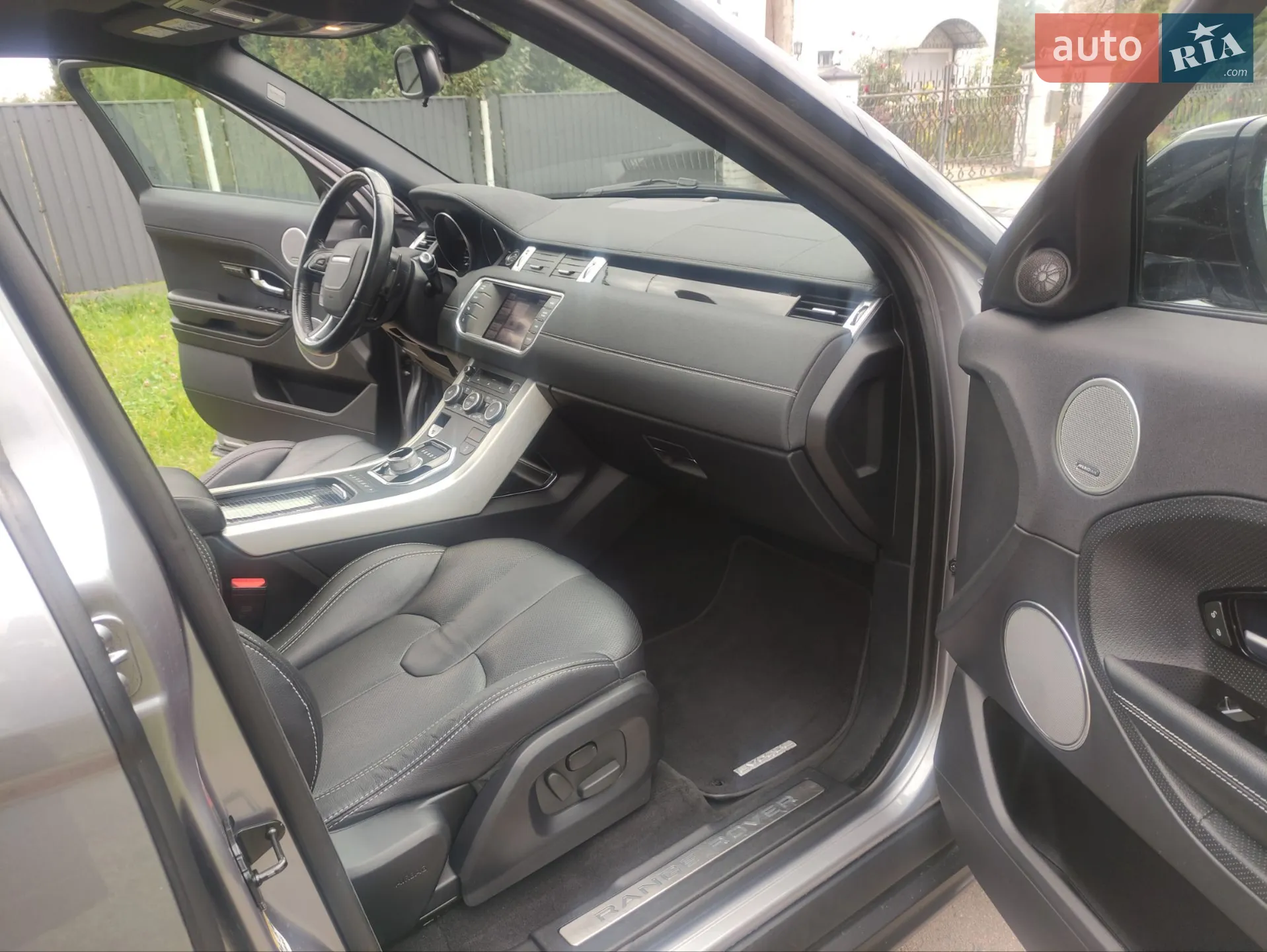 2012 Land Rover Range Rover Evoque - мініатюра 21