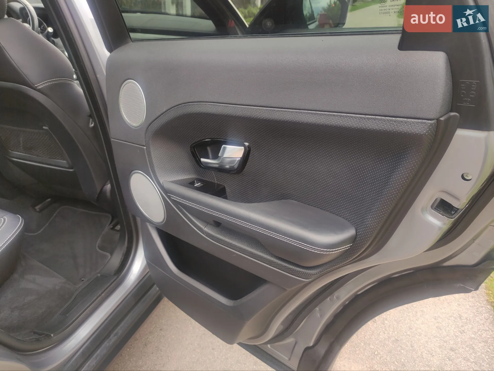 2012 Land Rover Range Rover Evoque - мініатюра 26