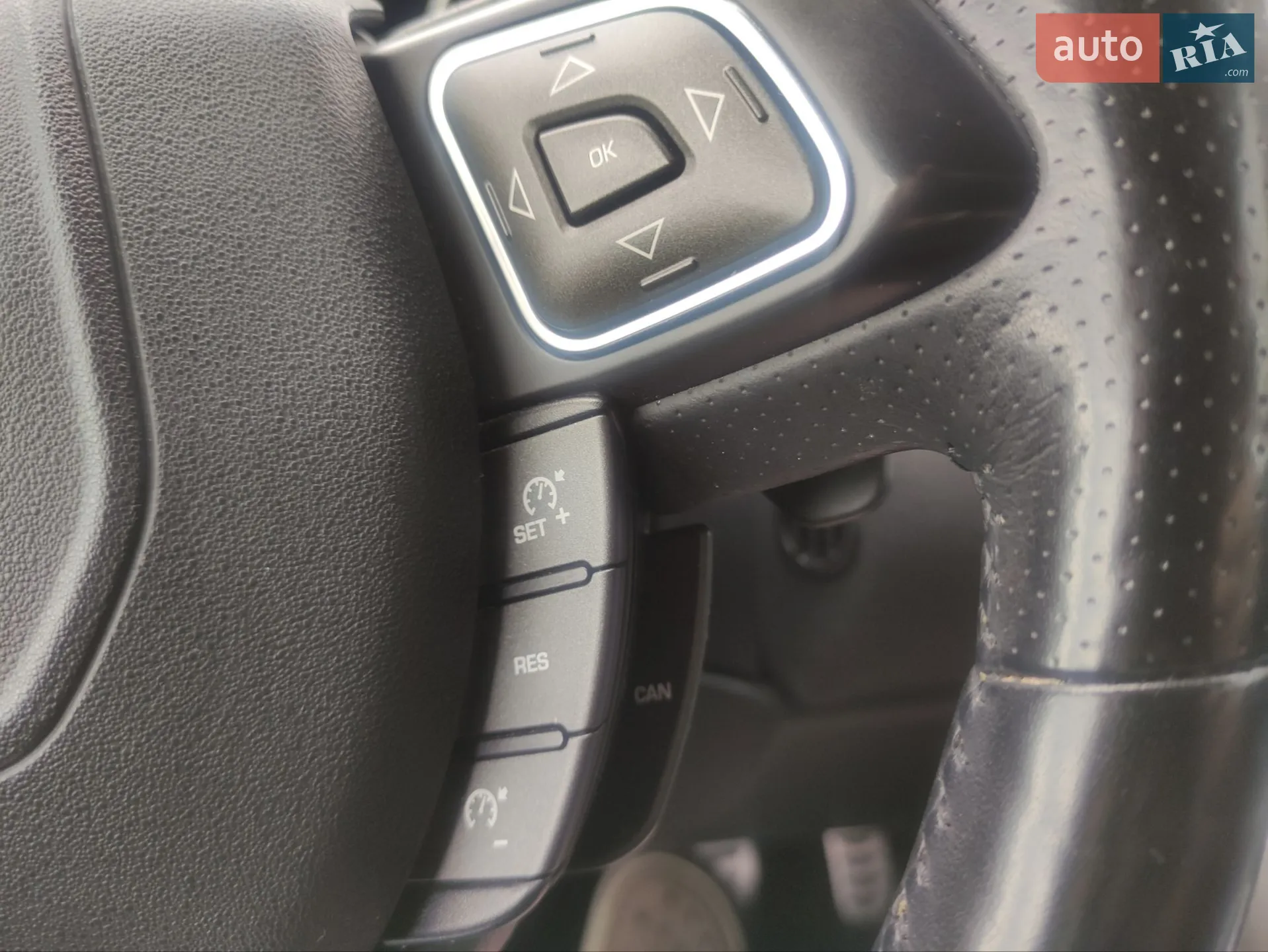 2012 Land Rover Range Rover Evoque - мініатюра 38