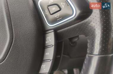 Позашляховик / Кросовер Land Rover Range Rover Evoque 2012 в 