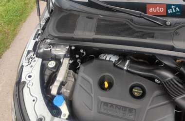 Позашляховик / Кросовер Land Rover Range Rover Evoque 2012 в 