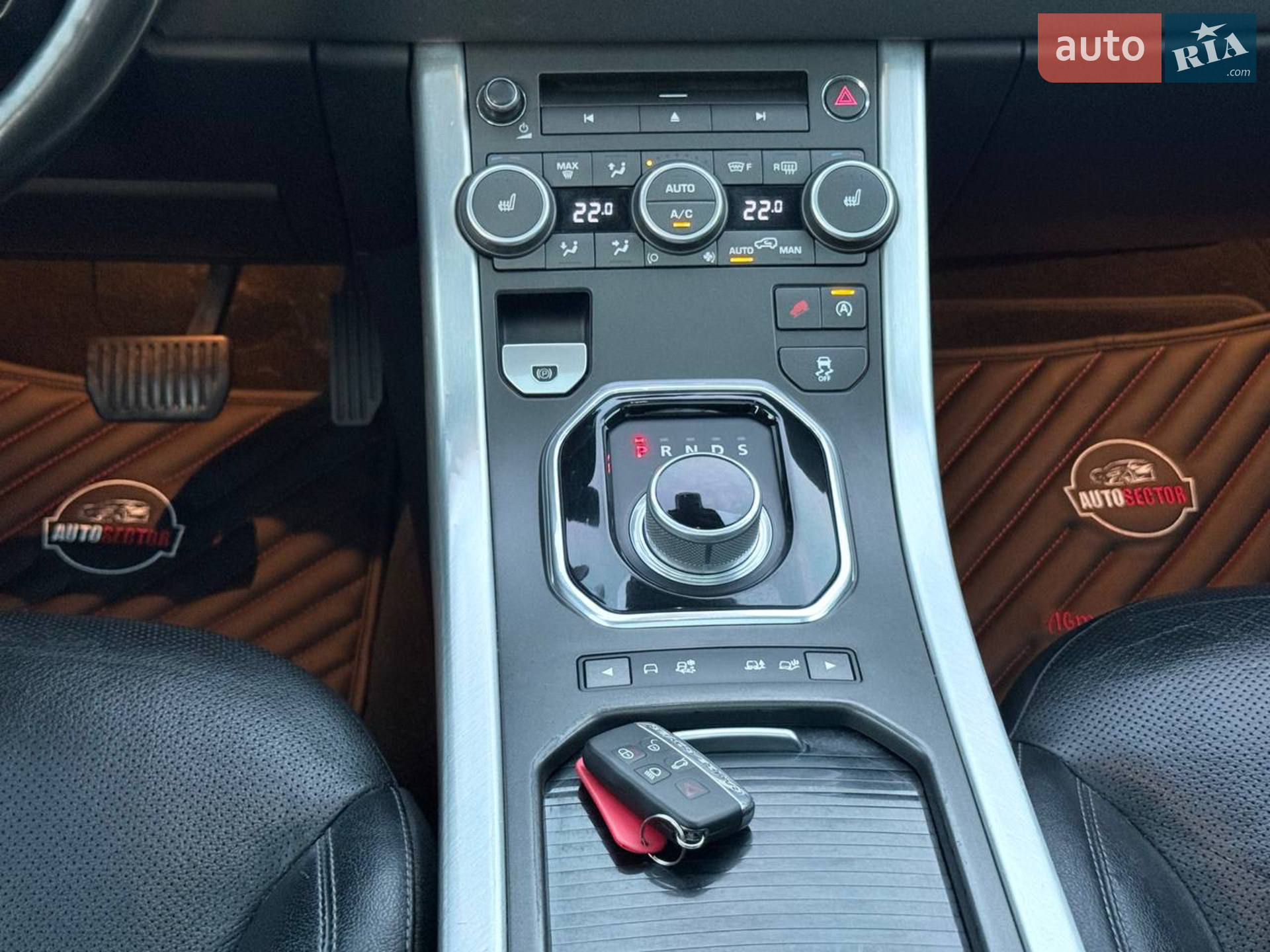 2015 Land Rover Range Rover Evoque - мініатюра 30