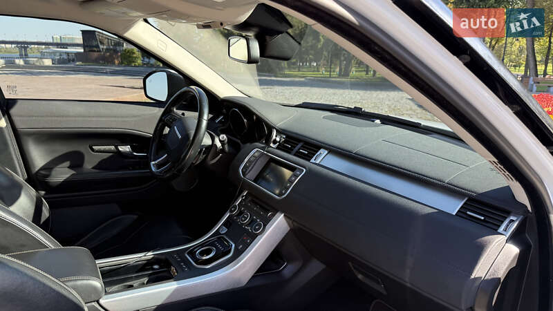 Внедорожник / Кроссовер Land Rover Range Rover Evoque 2016 в Киеве