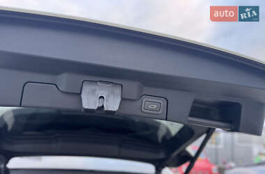 Позашляховик / Кросовер Land Rover Range Rover Evoque 2014 в 