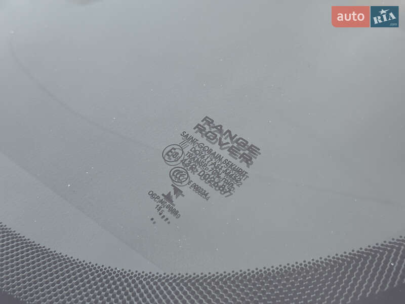 Внедорожник / Кроссовер Land Rover Range Rover Evoque 2015 в Ровно