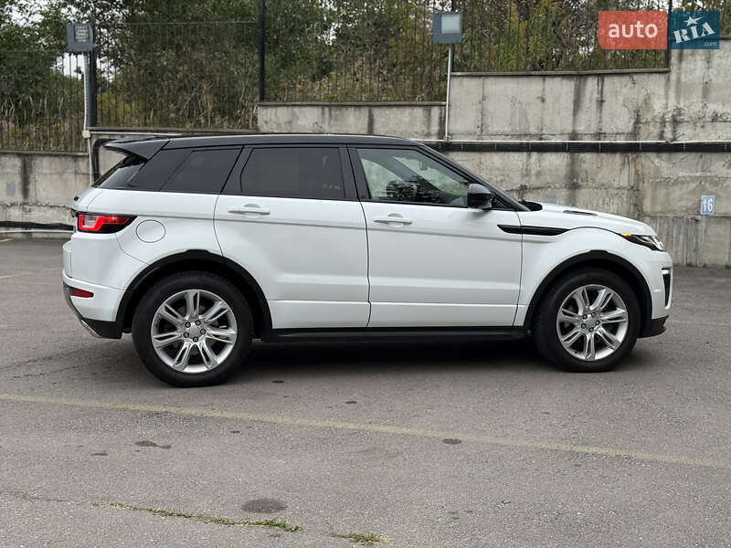 Внедорожник / Кроссовер Land Rover Range Rover Evoque 2015 в Ровно