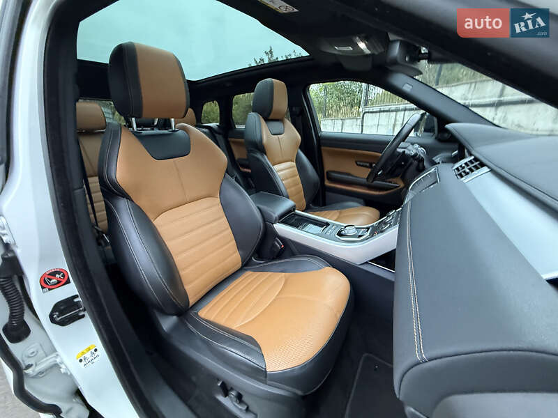 Внедорожник / Кроссовер Land Rover Range Rover Evoque 2015 в Ровно