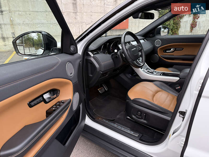Внедорожник / Кроссовер Land Rover Range Rover Evoque 2015 в Ровно