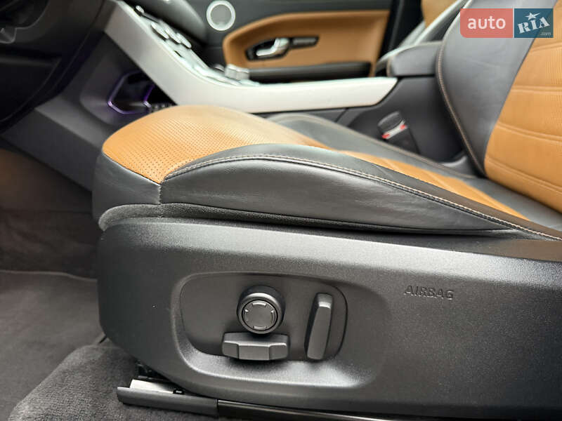 Внедорожник / Кроссовер Land Rover Range Rover Evoque 2015 в Ровно