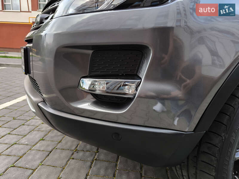 Внедорожник / Кроссовер Land Rover Range Rover Evoque 2015 в Ивано-Франковске