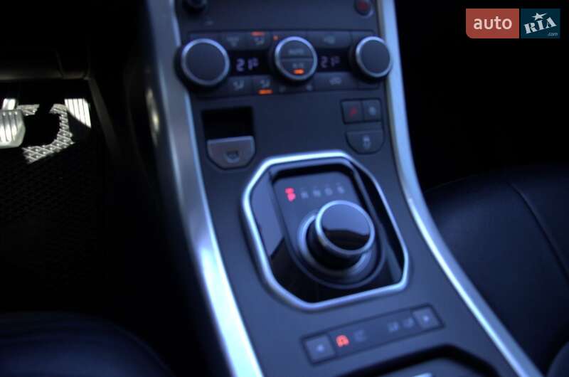 Внедорожник / Кроссовер Land Rover Range Rover Evoque 2018 в Киеве