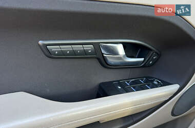 Внедорожник / Кроссовер Land Rover Range Rover Evoque 2014 в 