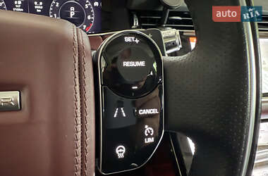 Внедорожник / Кроссовер Land Rover Range Rover Evoque 2019 в 