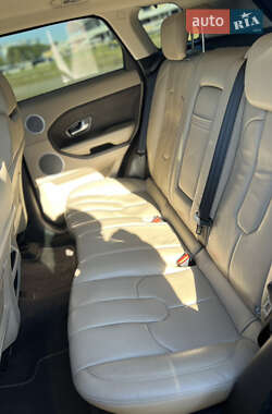 Внедорожник / Кроссовер Land Rover Range Rover Evoque 2012 в 