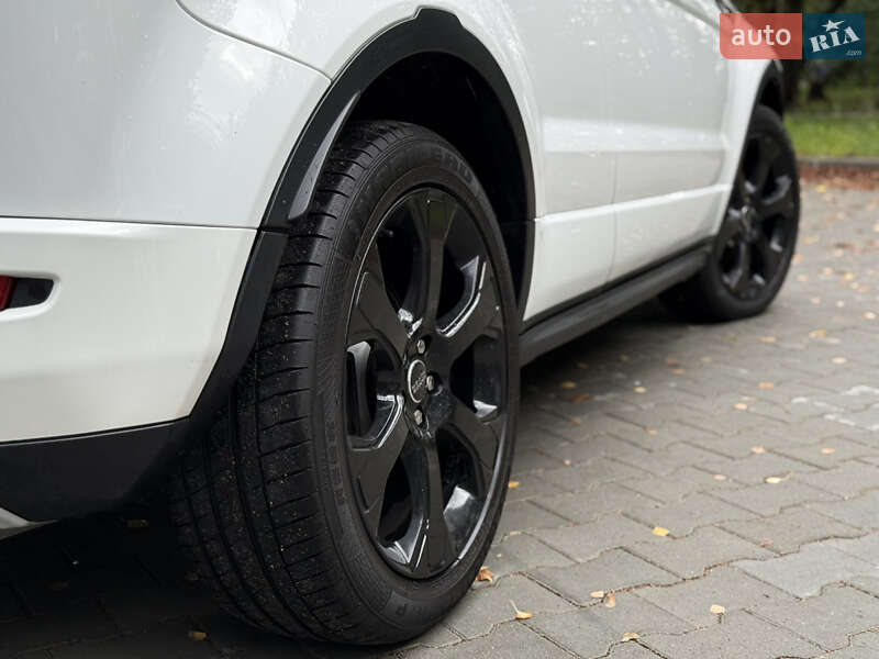 Внедорожник / Кроссовер Land Rover Range Rover Evoque 2014 в Тернополе