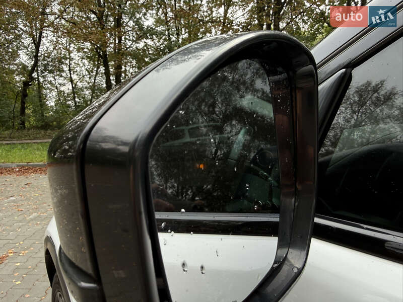 Внедорожник / Кроссовер Land Rover Range Rover Evoque 2014 в Тернополе