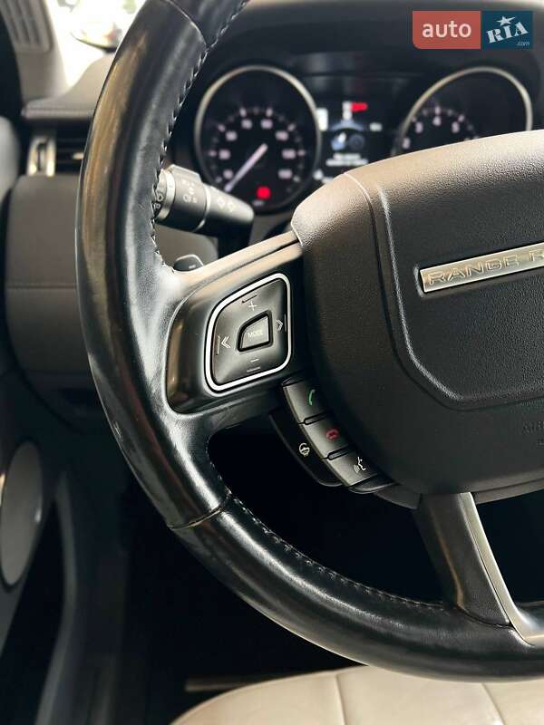 Внедорожник / Кроссовер Land Rover Range Rover Evoque 2017 в Киеве