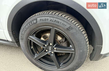Внедорожник / Кроссовер Land Rover Range Rover Evoque 2014 в 