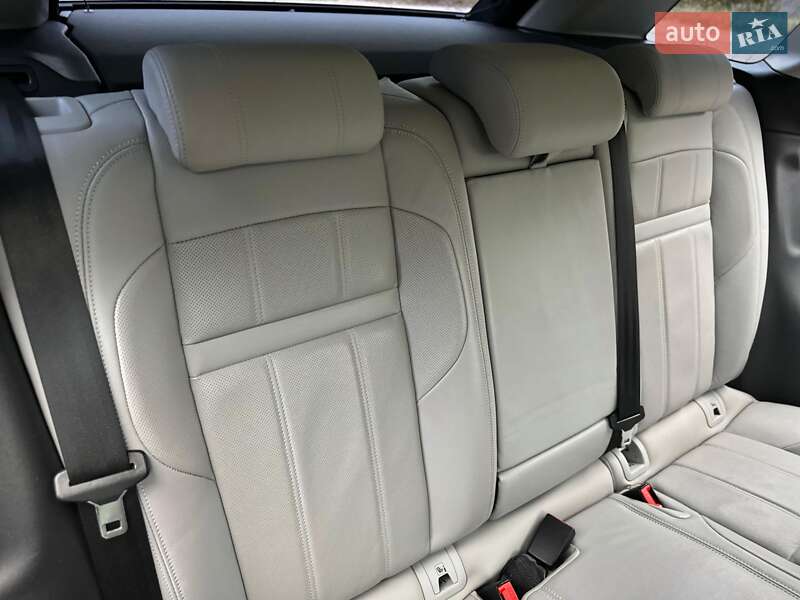 Внедорожник / Кроссовер Land Rover Range Rover Evoque 2019 в Киеве