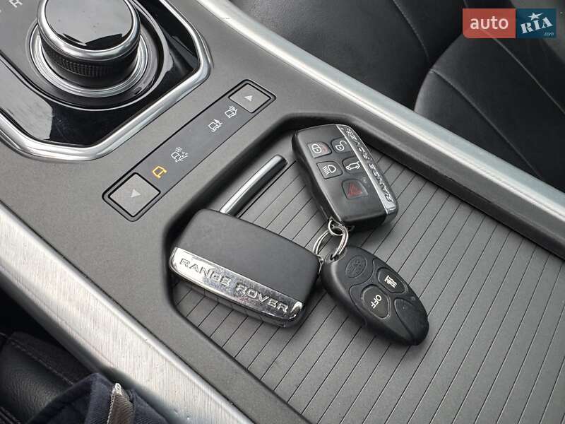 Внедорожник / Кроссовер Land Rover Range Rover Evoque 2016 в Тернополе