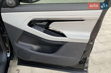 Внедорожник / Кроссовер Land Rover Range Rover Evoque 2019 в 