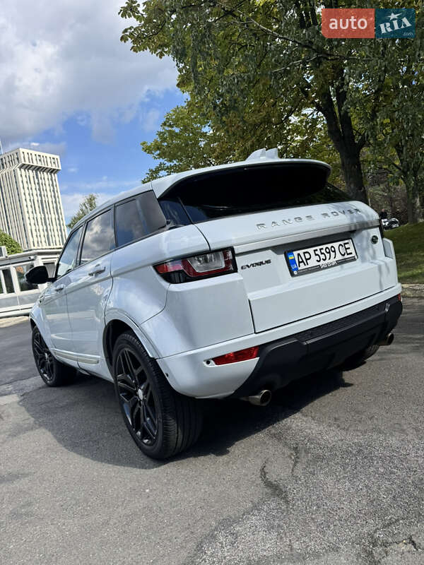 Позашляховик / Кросовер Land Rover Range Rover Evoque 2015 в Києві