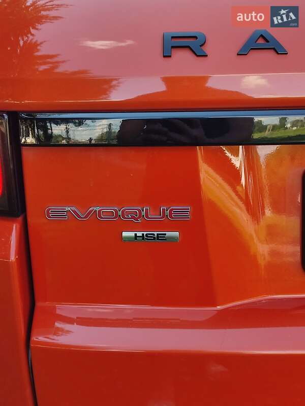 Внедорожник / Кроссовер Land Rover Range Rover Evoque 2017 в Луцке