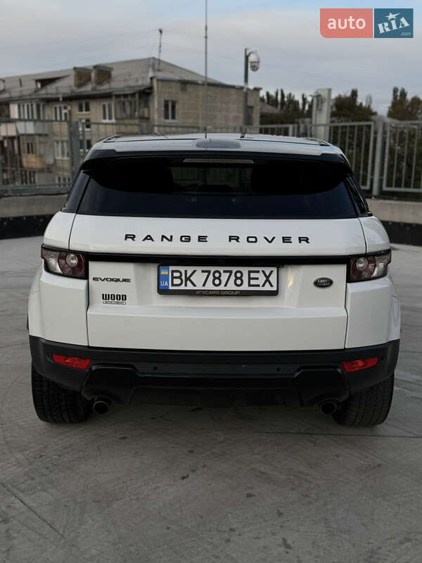 Внедорожник / Кроссовер Land Rover Range Rover Evoque 2014 в Киеве
