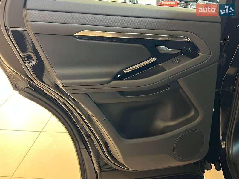 Внедорожник / Кроссовер Land Rover Range Rover Evoque 2019 в Киеве фото 35 Внедорожник / Кроссовер Land Rover Range Rover Evoque 2019 в Киеве