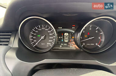 Позашляховик / Кросовер Land Rover Range Rover Evoque 2015 в  фото 29 Позашляховик / Кросовер Land Rover Range Rover Evoque 2015 в