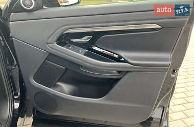 Позашляховик / Кросовер Land Rover Range Rover Evoque 2022 в 