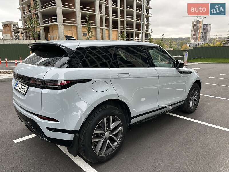 Внедорожник / Кроссовер Land Rover Range Rover Evoque 2023 в Киеве