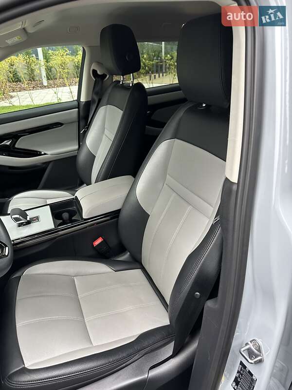 Внедорожник / Кроссовер Land Rover Range Rover Evoque 2023 в Киеве