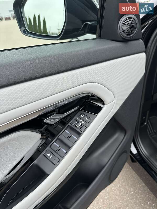 Внедорожник / Кроссовер Land Rover Range Rover Evoque 2020 в Киеве фото 15 Внедорожник / Кроссовер Land Rover Range Rover Evoque 2020 в Киеве